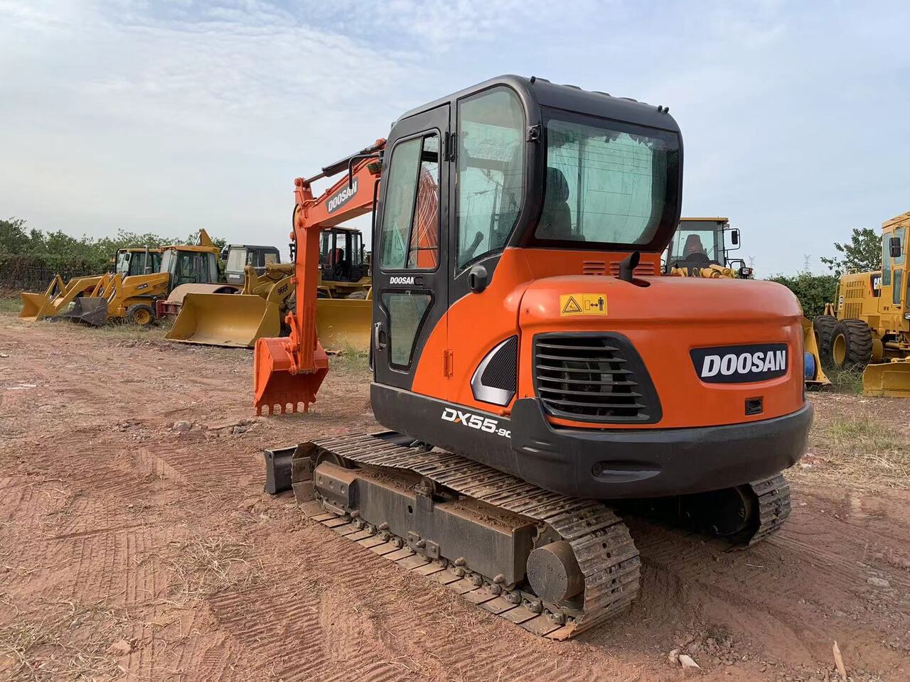 DOOSAN DX55 excavator - Excavator: picture 2 DOOSAN DX55 excavator - Excavator: picture 2