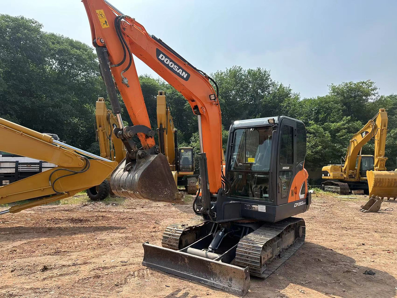 DOOSAN DX60 - Crawler excavator: picture 1 DOOSAN DX60 - Crawler excavator: picture 1