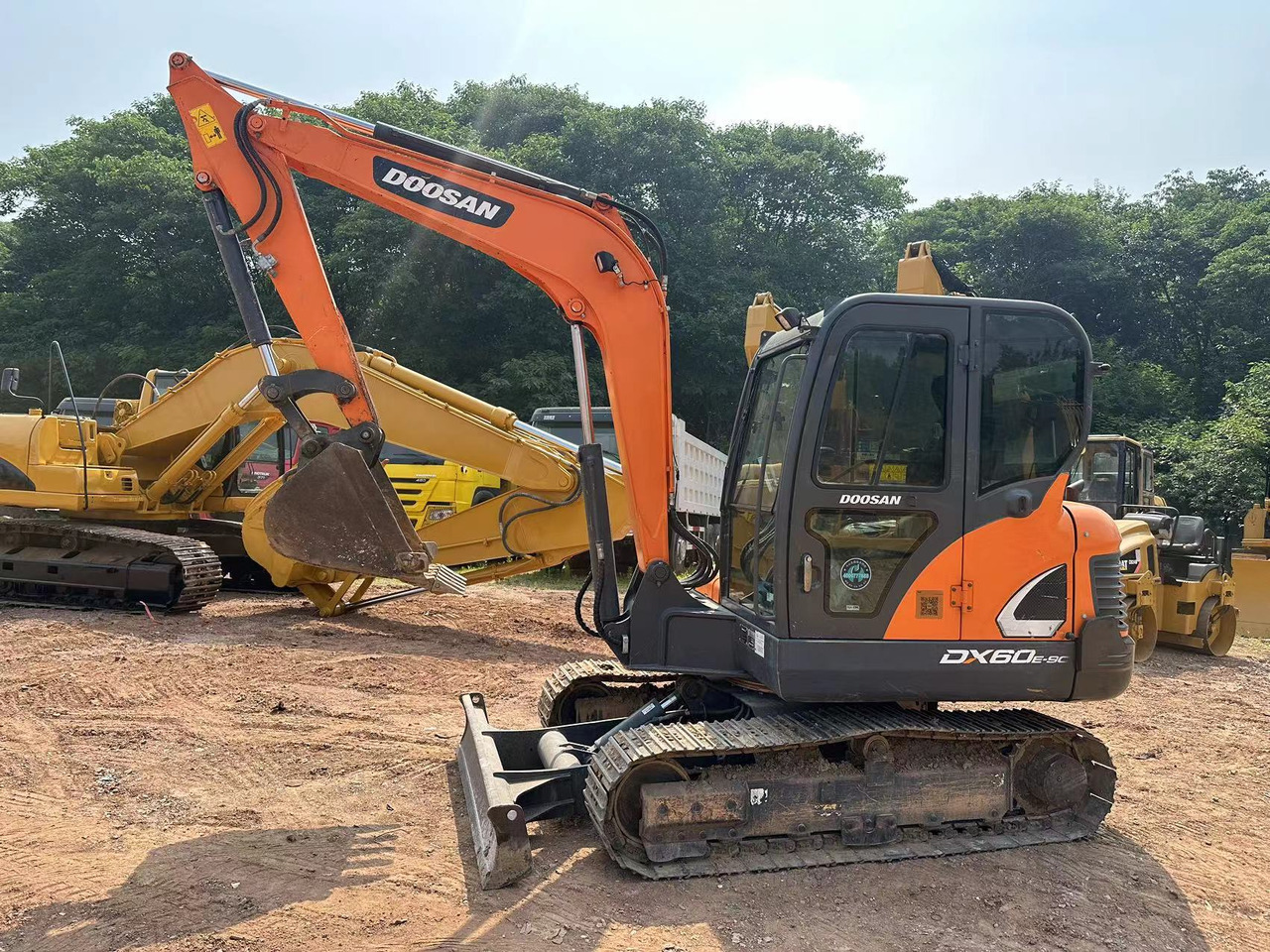 DOOSAN DX60 - Mini excavator: picture 1 DOOSAN DX60 - Mini excavator: picture 1
