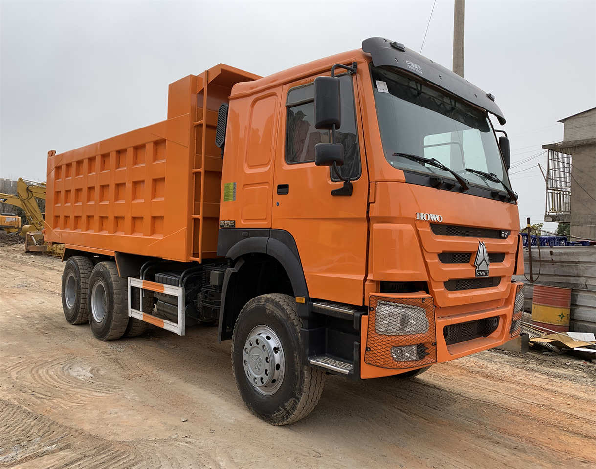HOWO 371hp - Tipper: picture 2 HOWO 371hp - Tipper: picture 2