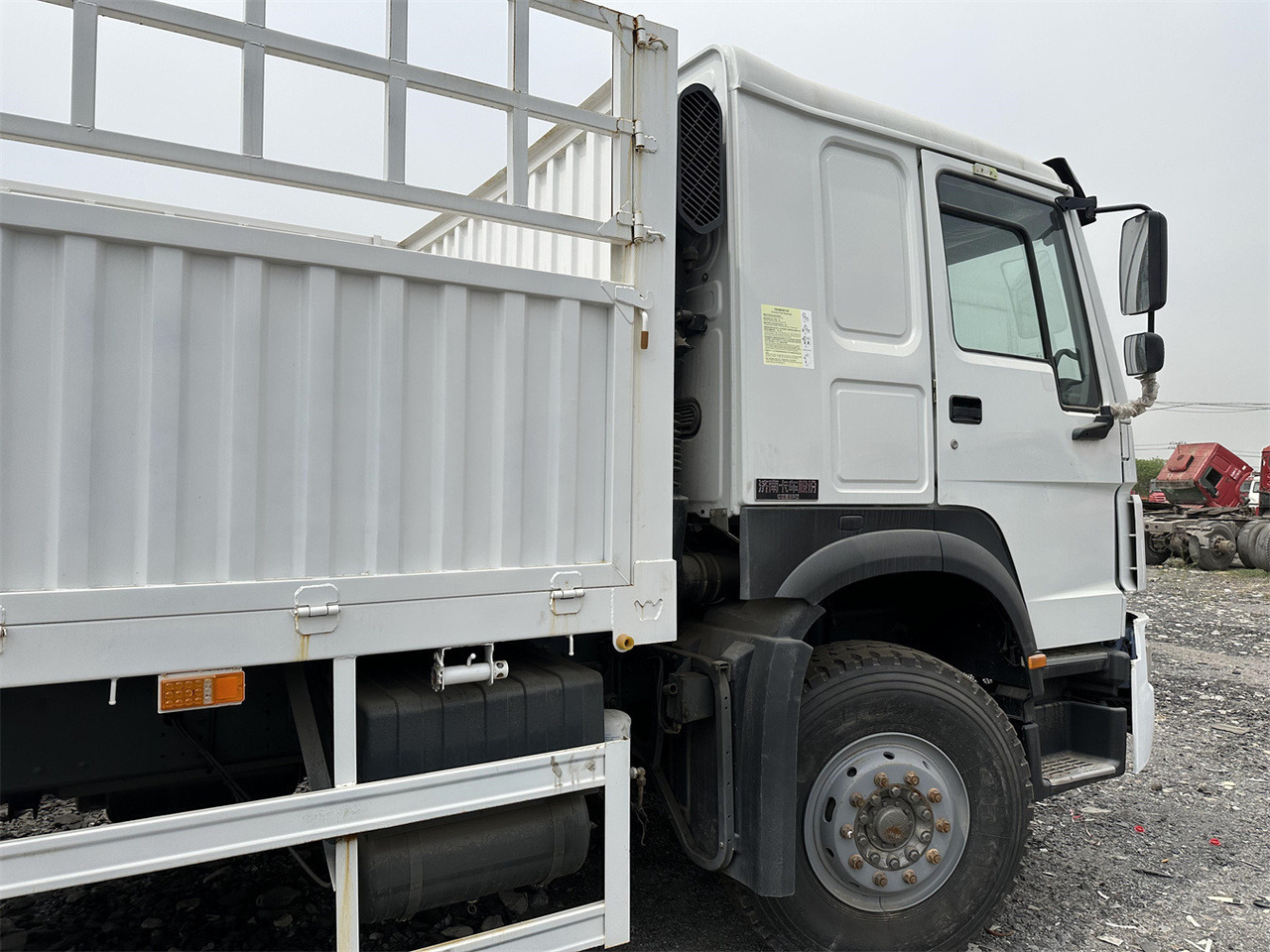Leasing of SINOTRUK HOWO 371 Cargo truck SINOTRUK HOWO 371 Cargo truck: picture 8