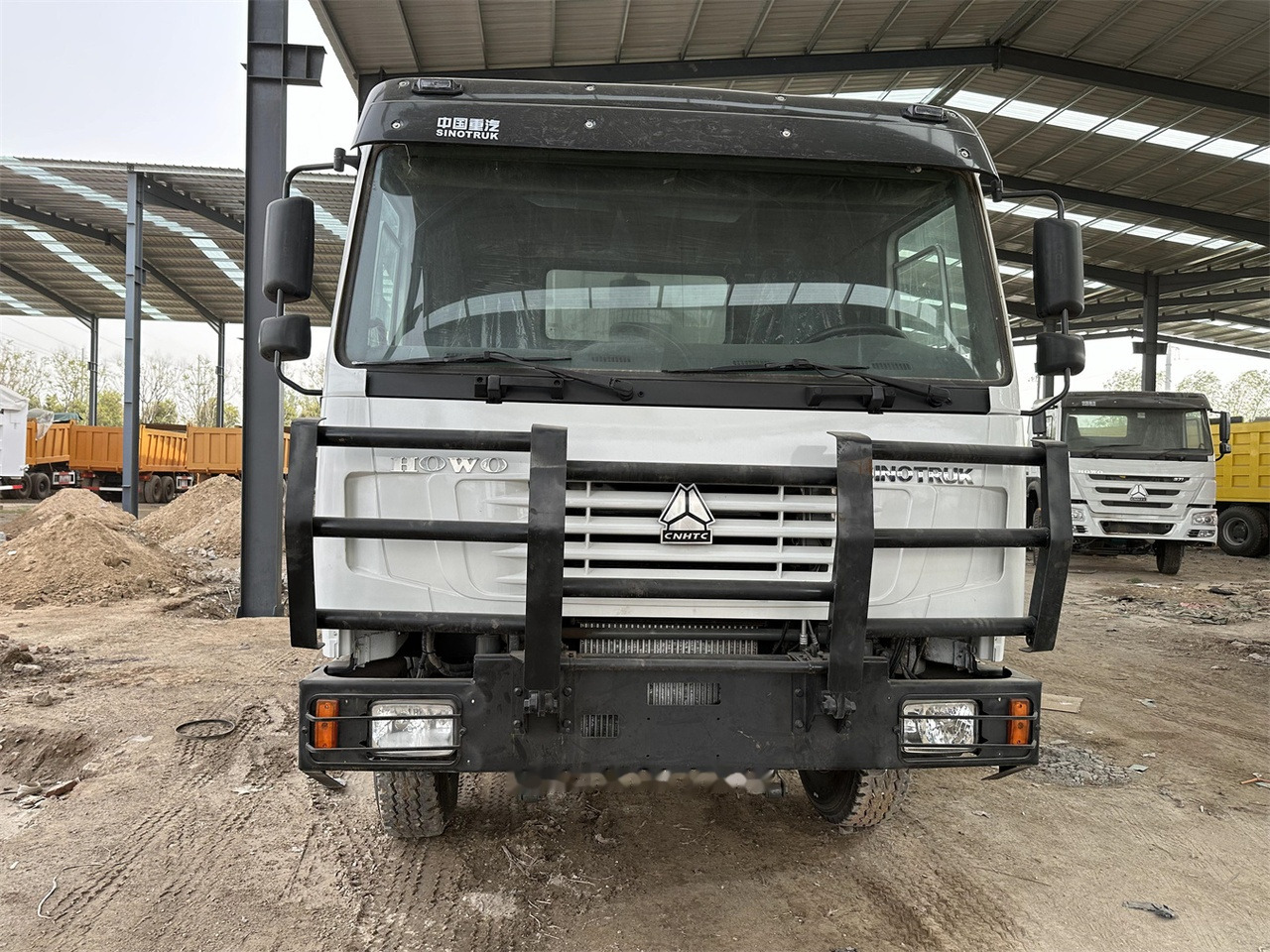 SINOTRUK HOWO 371 Dump Truck - Tipper: picture 4 SINOTRUK HOWO 371 Dump Truck - Tipper: picture 4