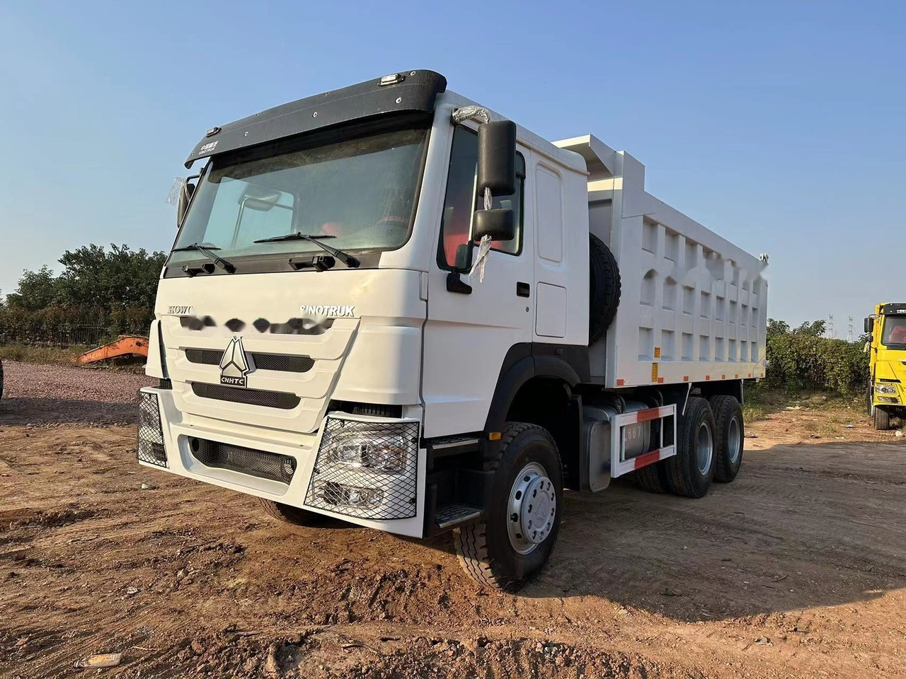 SINOTRUK HOWO HOWO 371 6x4 - Tipper: picture 1 SINOTRUK HOWO HOWO 371 6x4 - Tipper: picture 1