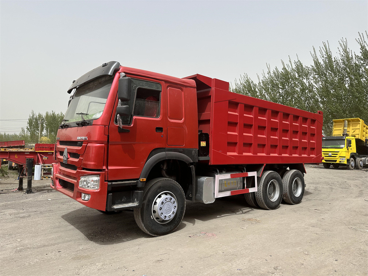 SINOTRUK Howo Dump truck 371 - Tipper: picture 3 SINOTRUK Howo Dump truck 371 - Tipper: picture 3