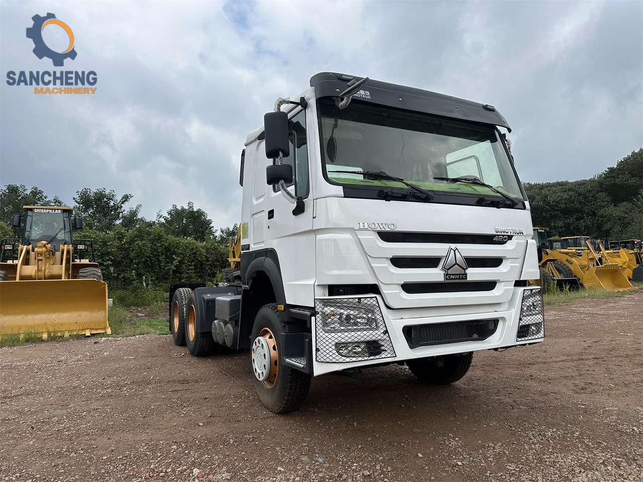 SINOTRUK Howo tractor unit 420hp - Tractor unit: picture 1 SINOTRUK Howo tractor unit 420hp - Tractor unit: picture 1