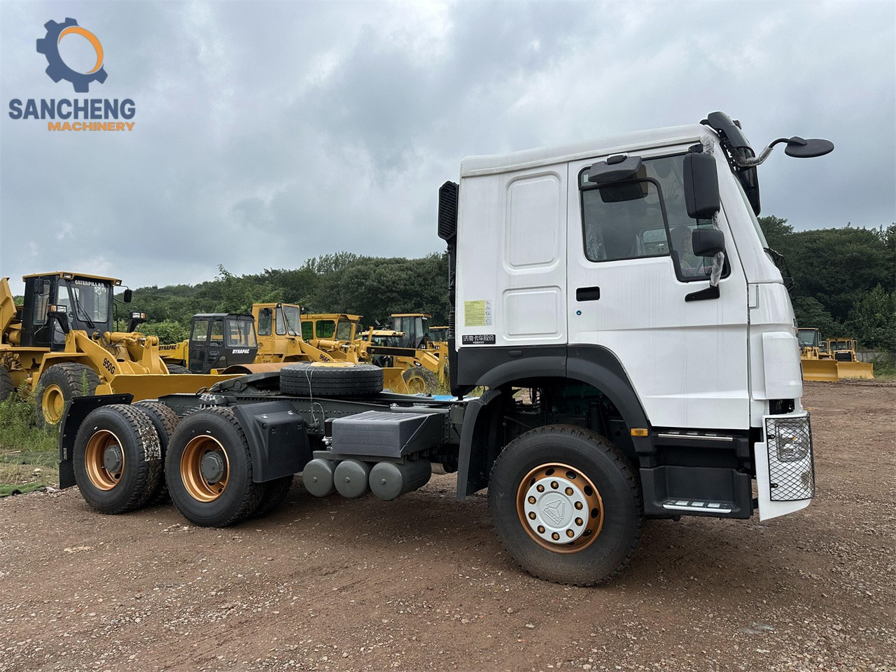 SINOTRUK Howo tractor unit 420hp - Tractor unit: picture 2 SINOTRUK Howo tractor unit 420hp - Tractor unit: picture 2