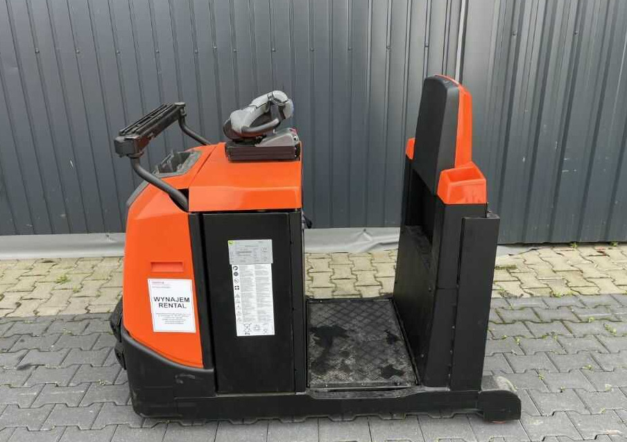 BT TSE300 - Tow tractor: picture 2 BT TSE300 - Tow tractor: picture 2