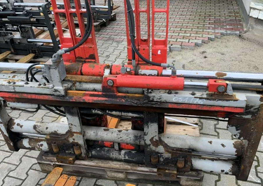 Durwen DRPK30C - Forks for Forklift: picture 4 Durwen DRPK30C - Forks for Forklift: picture 4