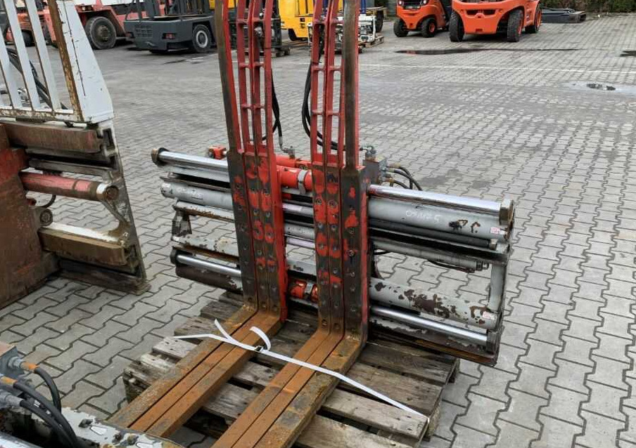 Durwen DRPK30C - Forks for Forklift: picture 1 Durwen DRPK30C - Forks for Forklift: picture 1