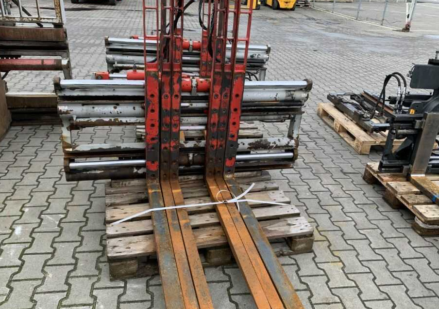 Durwen DRPK30C - Forks for Forklift: picture 2 Durwen DRPK30C - Forks for Forklift: picture 2
