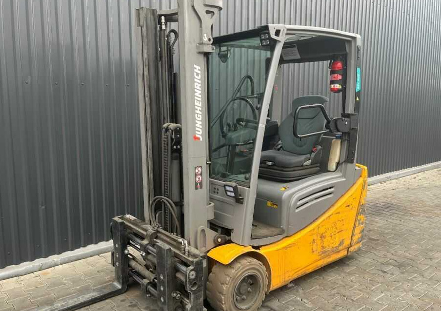 Jungheinrich EFG220 - Electric forklift: picture 1 Jungheinrich EFG220 - Electric forklift: picture 1