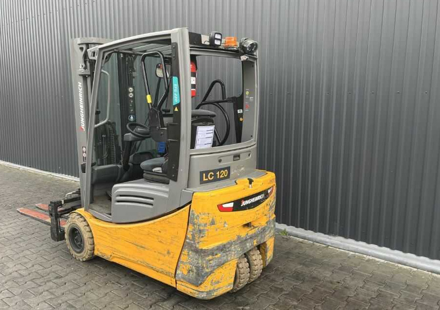 Jungheinrich EFG220 - Electric forklift: picture 3 Jungheinrich EFG220 - Electric forklift: picture 3
