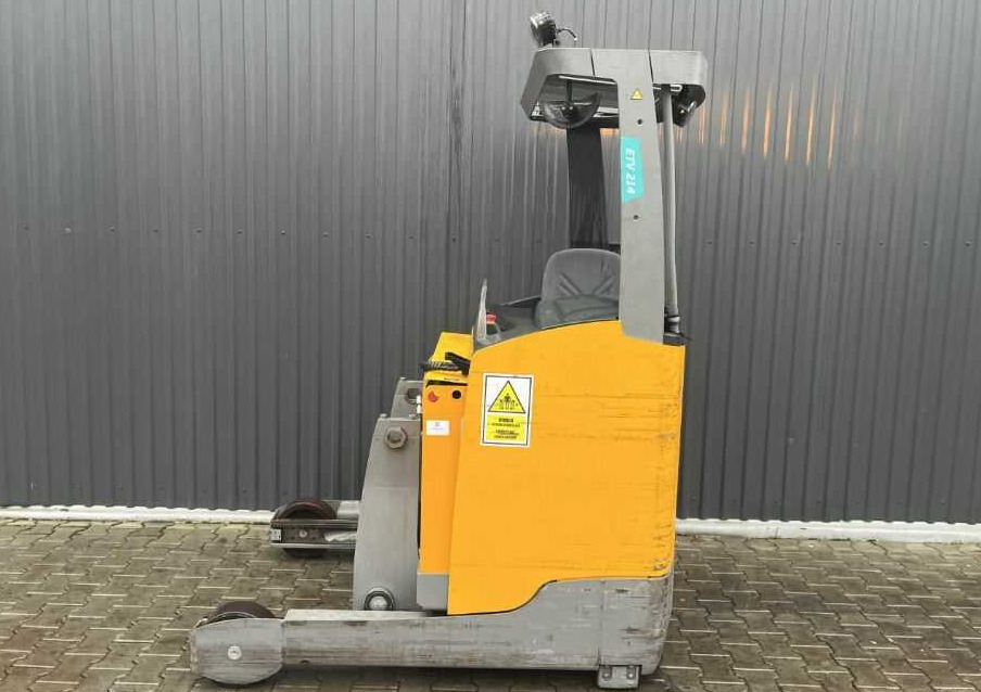 Jungheinrich ETV214 - Reach truck: picture 2 Jungheinrich ETV214 - Reach truck: picture 2