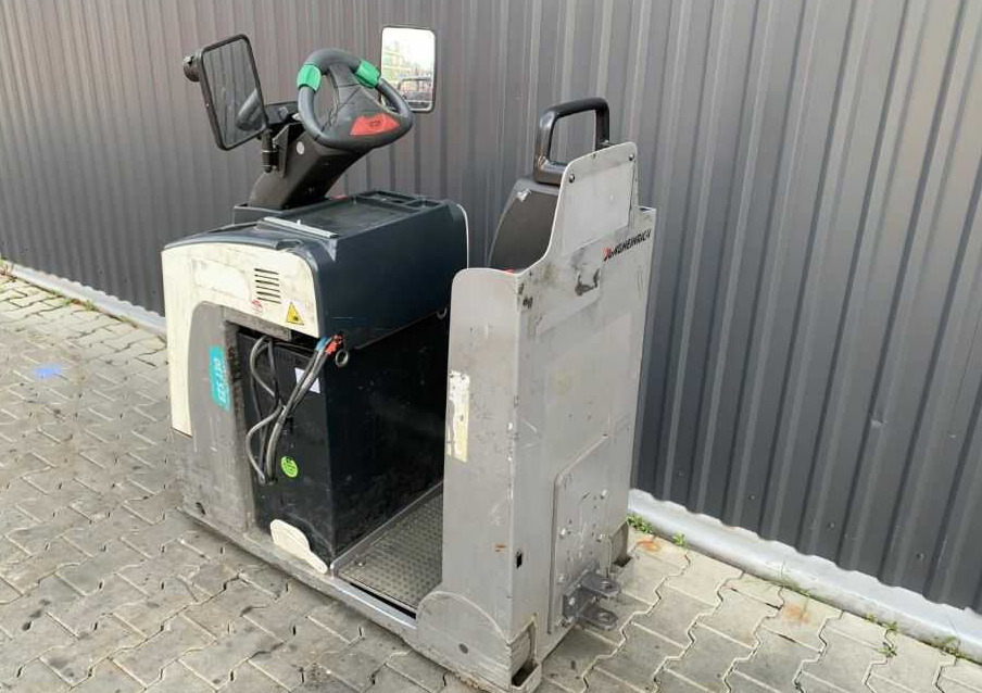 Jungheinrich EZS130 - Tow tractor: picture 3 Jungheinrich EZS130 - Tow tractor: picture 3