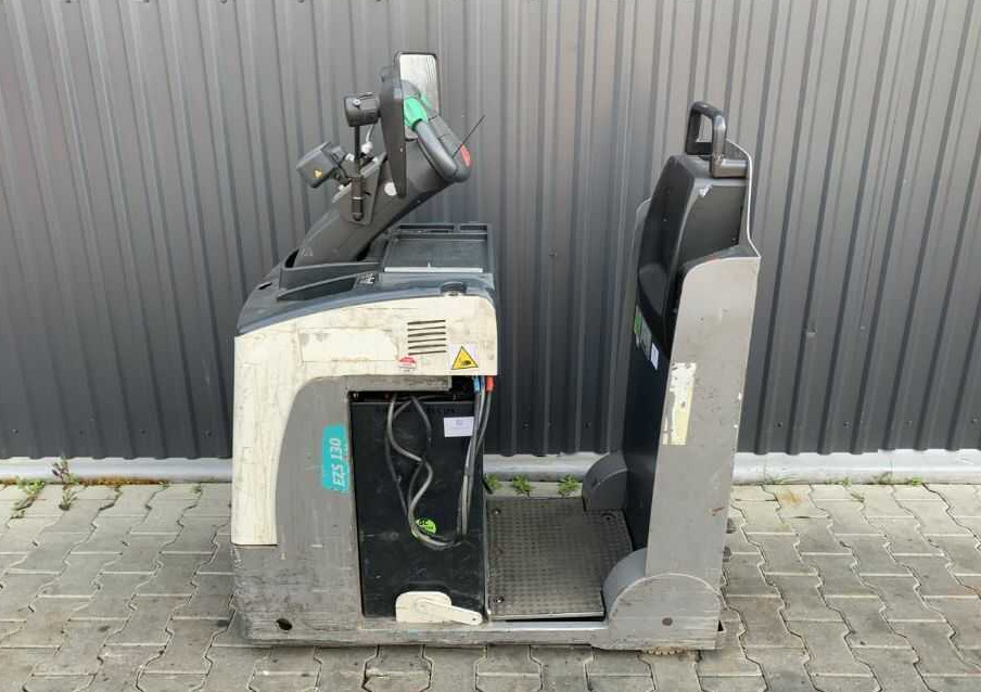 Jungheinrich EZS130 - Tow tractor: picture 2 Jungheinrich EZS130 - Tow tractor: picture 2
