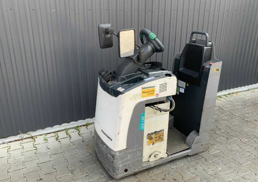 Jungheinrich EZS130 - Tow tractor: picture 1 Jungheinrich EZS130 - Tow tractor: picture 1