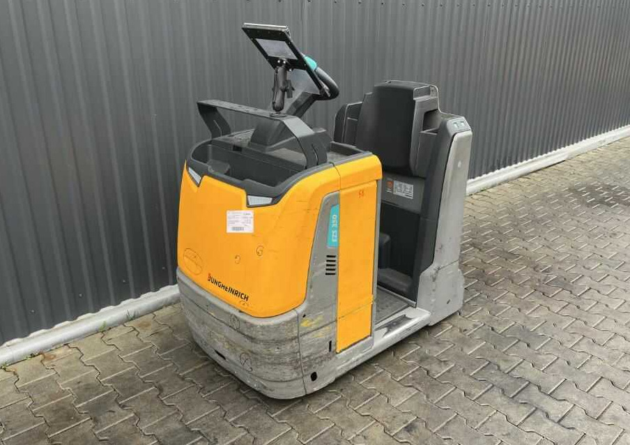 Jungheinrich EZS350 - Tow tractor: picture 1 Jungheinrich EZS350 - Tow tractor: picture 1