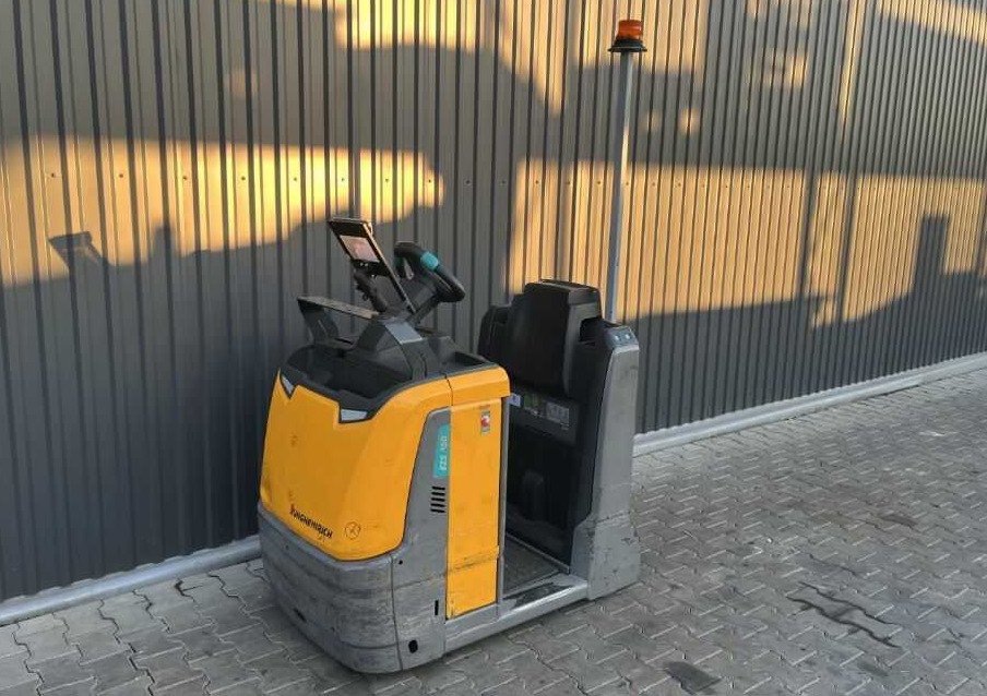 Jungheinrich EZS350 - Tow tractor: picture 1 Jungheinrich EZS350 - Tow tractor: picture 1