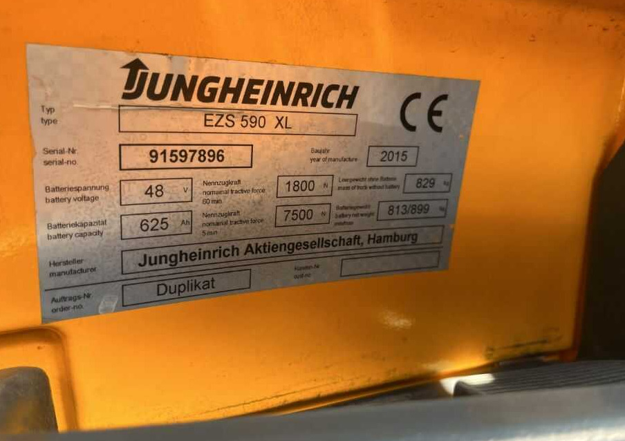 Jungheinrich EZS590 - Tow tractor: picture 4 Jungheinrich EZS590 - Tow tractor: picture 4