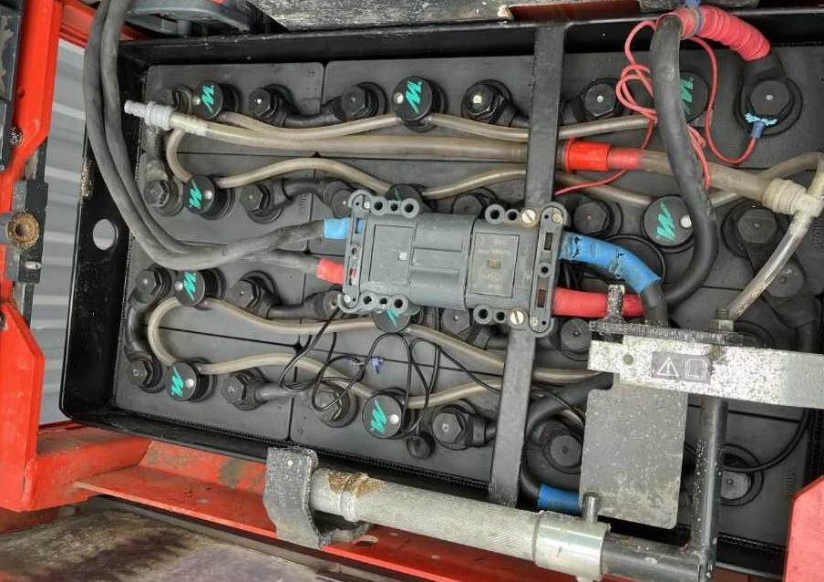 Linde D10AP - Stacker: picture 5 Linde D10AP - Stacker: picture 5
