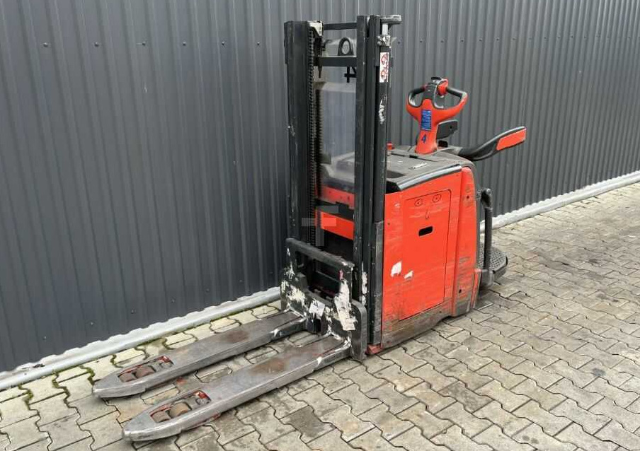 Linde D10AP - Stacker: picture 1 Linde D10AP - Stacker: picture 1