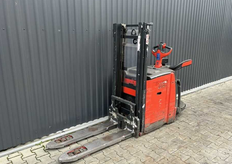 Linde D10AP - Stacker: picture 1 Linde D10AP - Stacker: picture 1