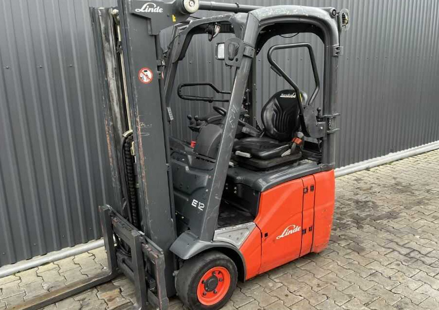 Linde E12-01 - Electric forklift: picture 1 Linde E12-01 - Electric forklift: picture 1