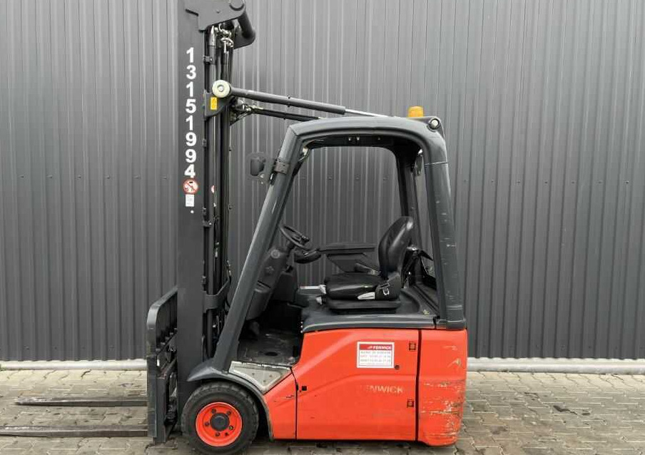 Linde E15-01 - Electric forklift: picture 2 Linde E15-01 - Electric forklift: picture 2