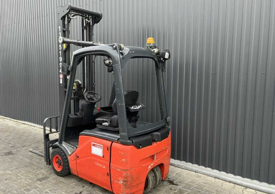 Linde E15-01 - Electric forklift: picture 3 Linde E15-01 - Electric forklift: picture 3