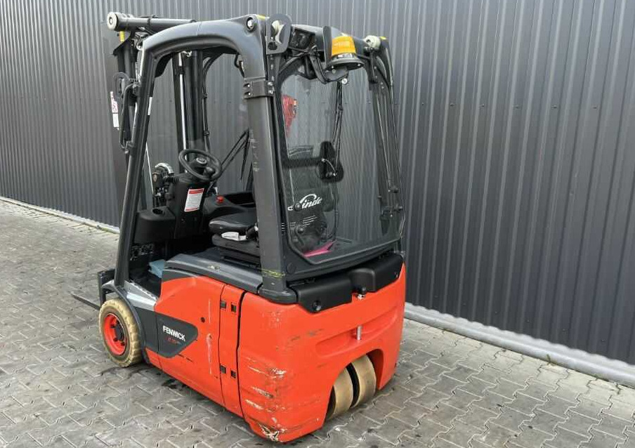 Linde E15-02 - Electric forklift: picture 3 Linde E15-02 - Electric forklift: picture 3