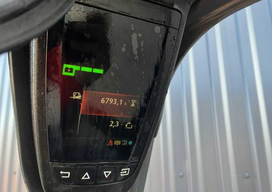 Linde E16C-02 - Electric forklift: picture 5 Linde E16C-02 - Electric forklift: picture 5
