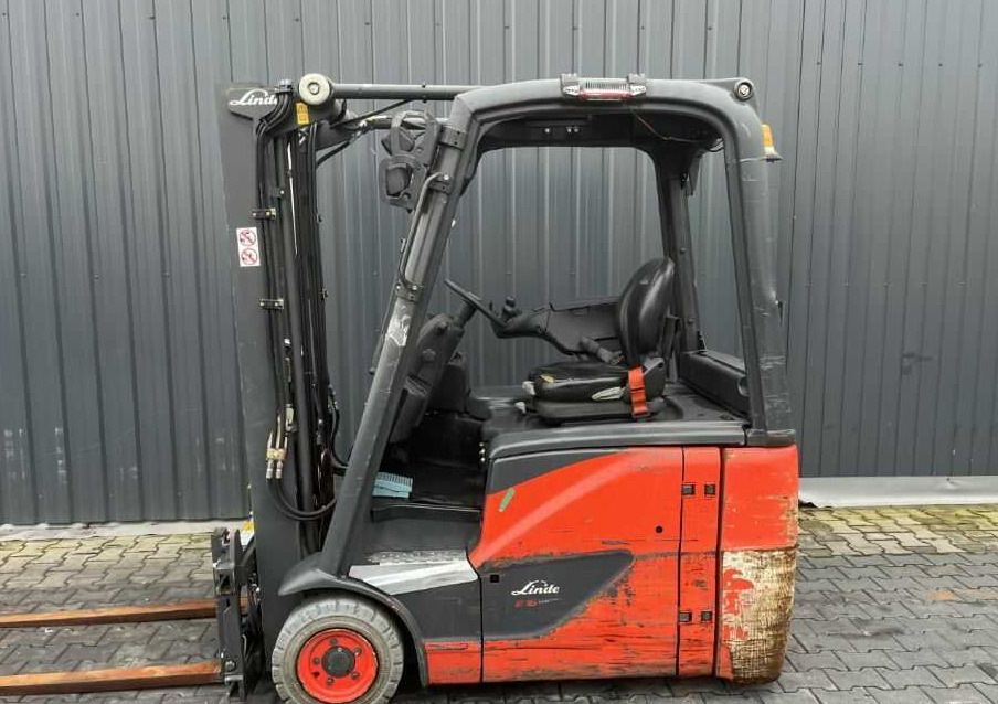 Linde E16H-02 - Electric forklift: picture 2 Linde E16H-02 - Electric forklift: picture 2