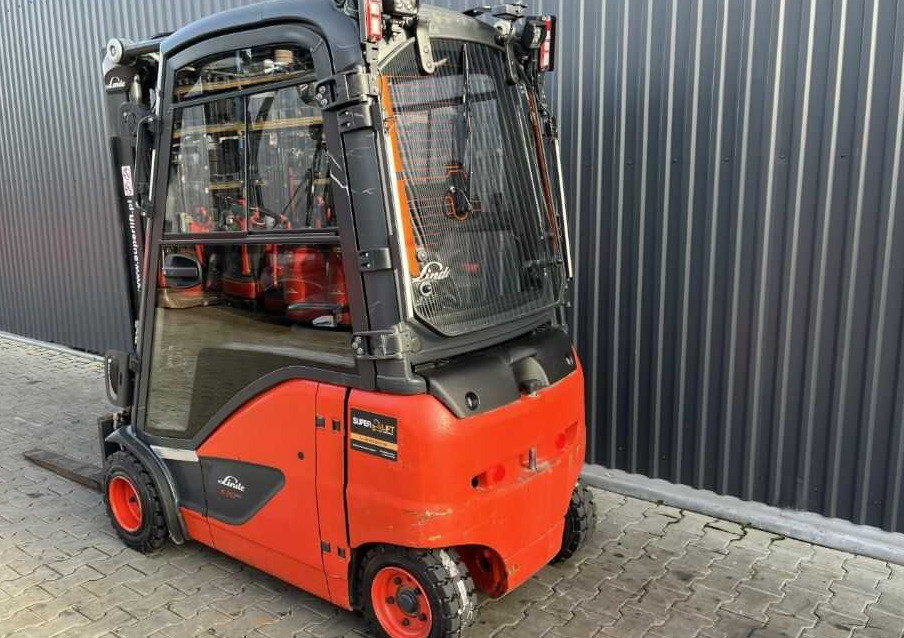 Linde E20PH-02 - Electric forklift: picture 3 Linde E20PH-02 - Electric forklift: picture 3