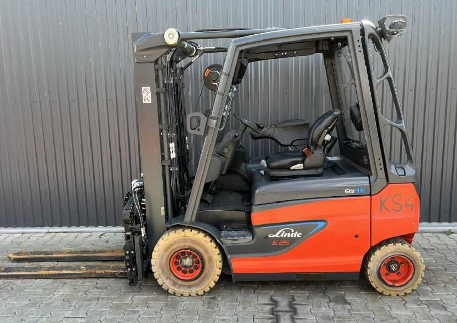 Linde E25-01 - Electric forklift: picture 2 Linde E25-01 - Electric forklift: picture 2