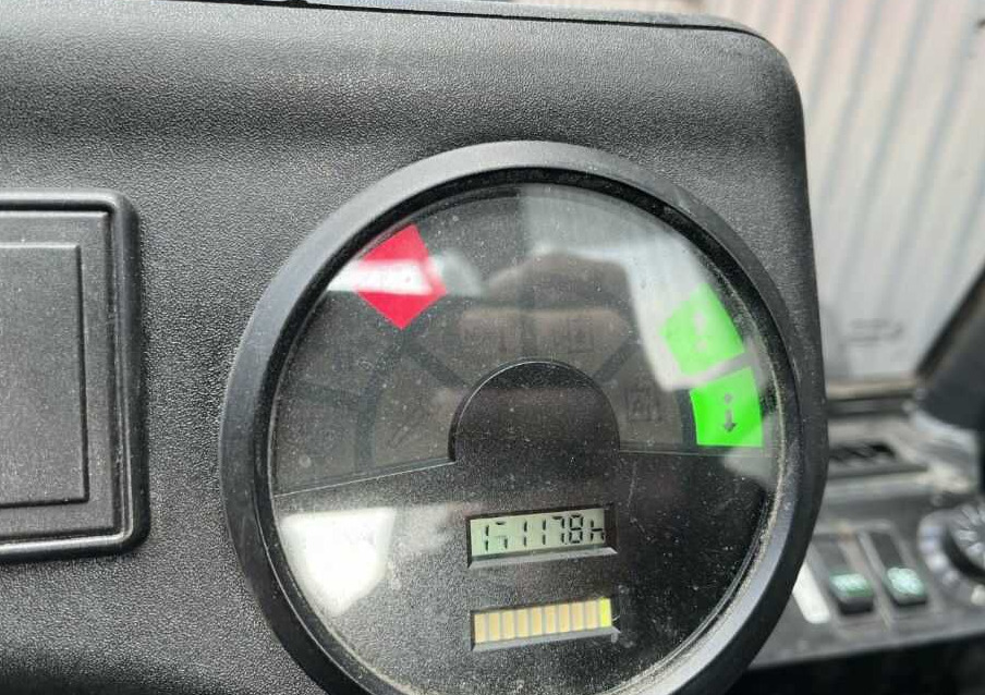 Linde E30-03 - Electric forklift: picture 5 Linde E30-03 - Electric forklift: picture 5