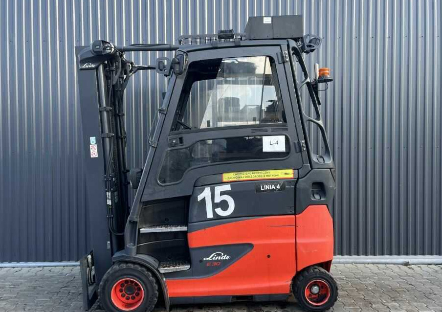 Linde E30HL-01/600 - Electric forklift: picture 2 Linde E30HL-01/600 - Electric forklift: picture 2