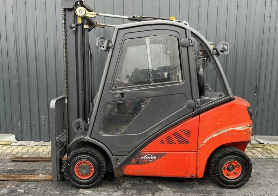 Linde H25D-02 - Diesel forklift: picture 2 Linde H25D-02 - Diesel forklift: picture 2