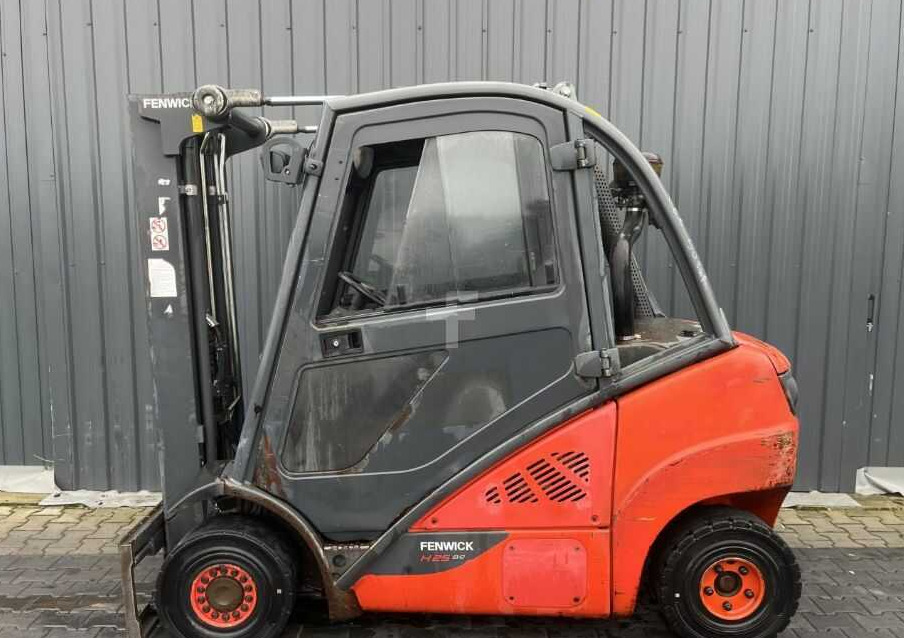 Linde H25D-02 - Diesel forklift: picture 2 Linde H25D-02 - Diesel forklift: picture 2