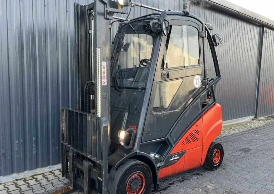 Linde H25T-02/600 - LPG forklift: picture 1 Linde H25T-02/600 - LPG forklift: picture 1