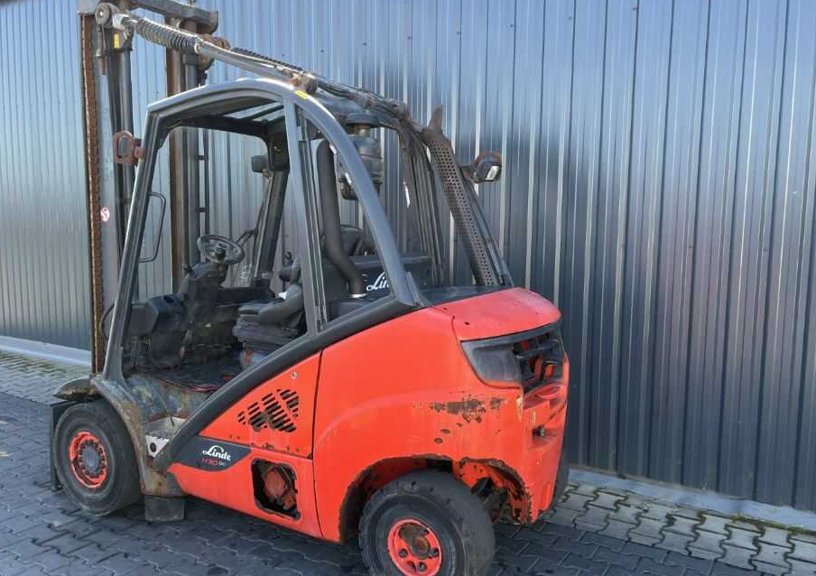 Linde H30D-02 - Diesel forklift: picture 3 Linde H30D-02 - Diesel forklift: picture 3