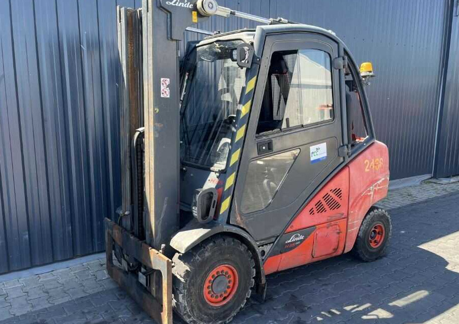 Linde H35T-02 - LPG forklift: picture 1 Linde H35T-02 - LPG forklift: picture 1
