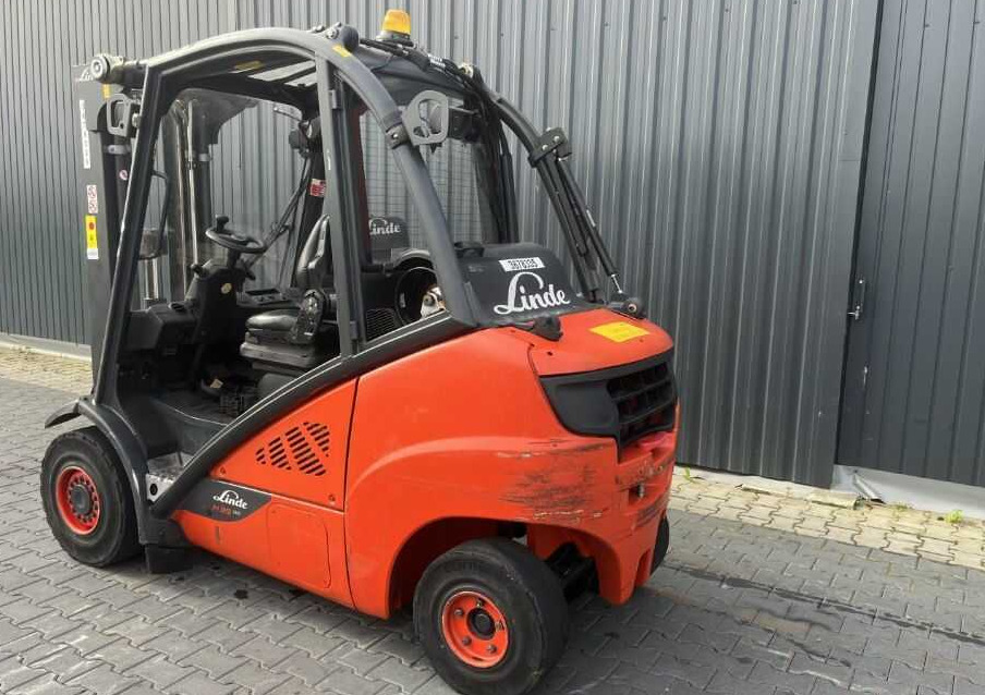 Linde H35T-02 - LPG forklift: picture 3 Linde H35T-02 - LPG forklift: picture 3