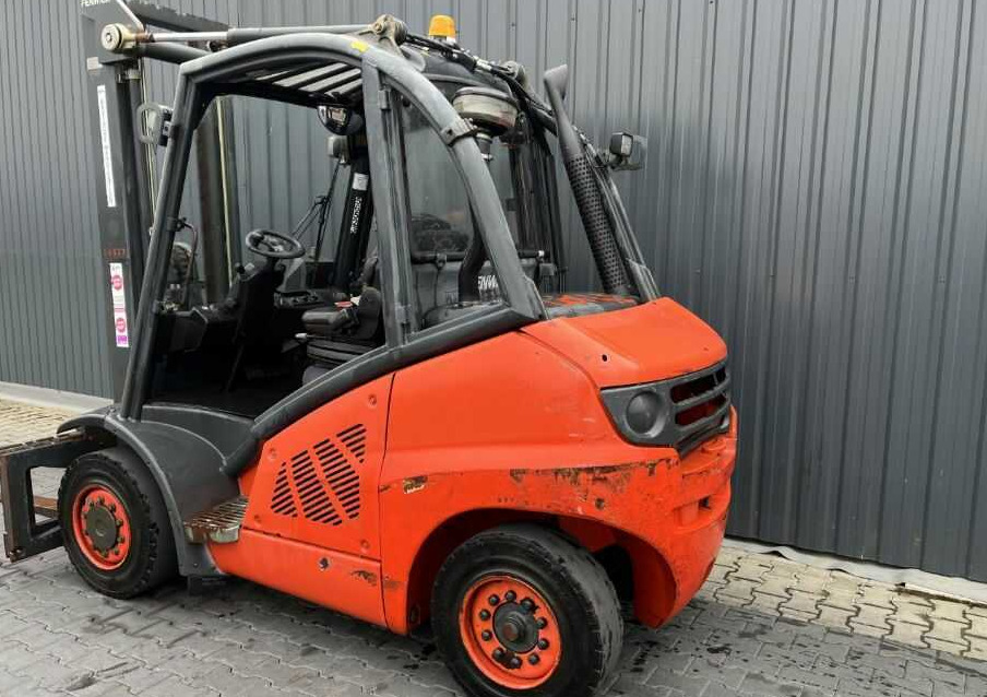 Linde H40D-01 - Diesel forklift: picture 3 Linde H40D-01 - Diesel forklift: picture 3
