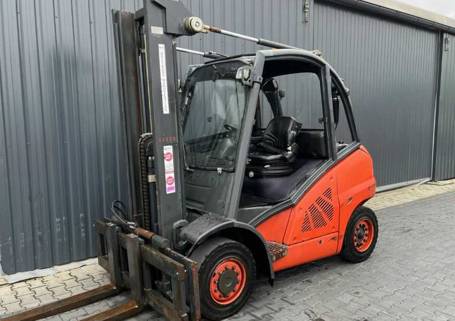 Linde H40D-01 - Diesel forklift: picture 1 Linde H40D-01 - Diesel forklift: picture 1