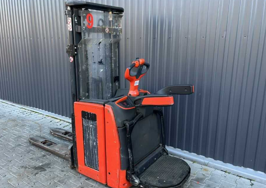 Linde L16AP - Stacker: picture 3 Linde L16AP - Stacker: picture 3