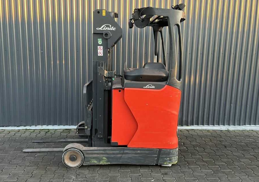 Linde R10N - Reach truck: picture 2 Linde R10N - Reach truck: picture 2
