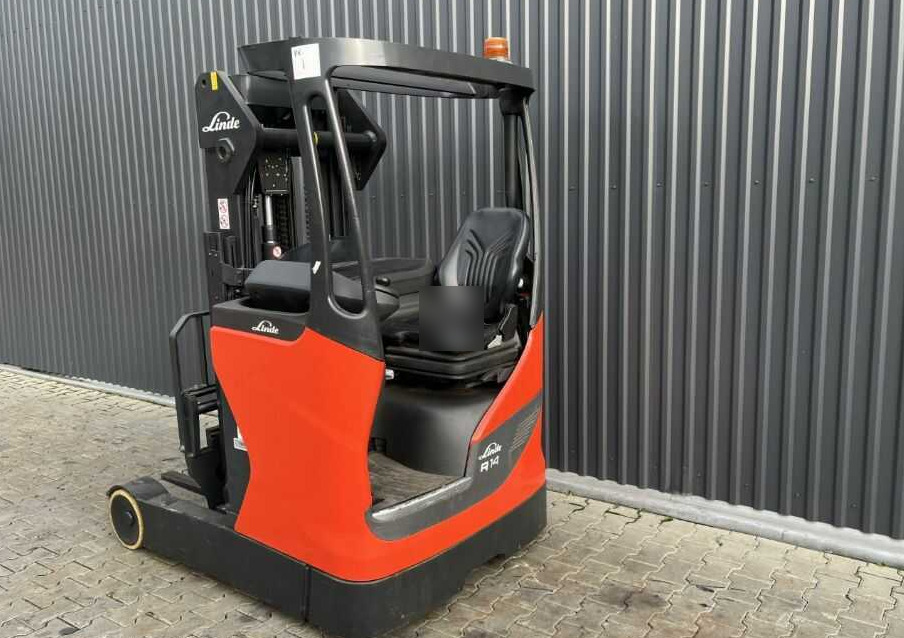 Linde R14-01 - Reach truck: picture 3 Linde R14-01 - Reach truck: picture 3