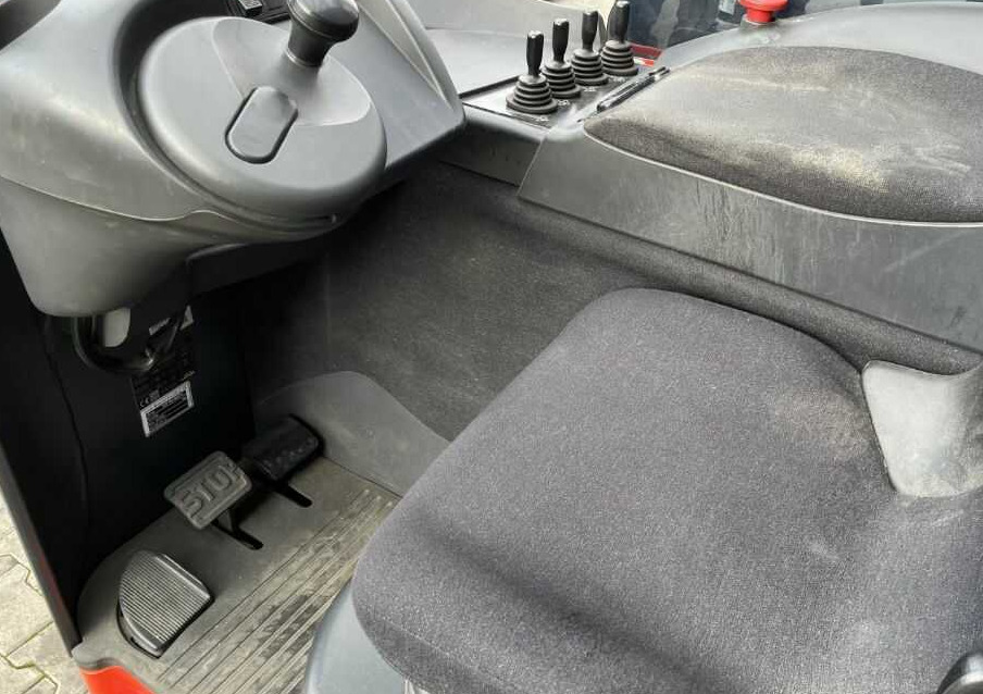 Reach truck Linde R14G: picture 9 Reach truck Linde R14G: picture 9