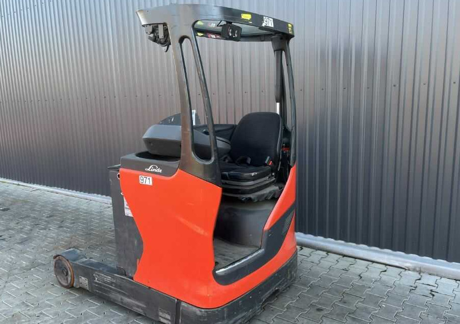 Linde R16HD-01 - Reach truck: picture 2 Linde R16HD-01 - Reach truck: picture 2