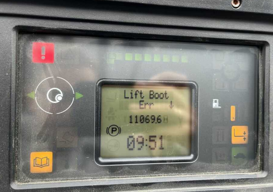 Linde R16HD-01 - Reach truck: picture 4 Linde R16HD-01 - Reach truck: picture 4